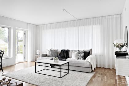 Ages väg 5, Vikaholm