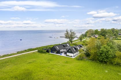 Tångvägen 60, Örnahusen