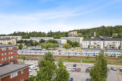 Kvällsvägen 10
