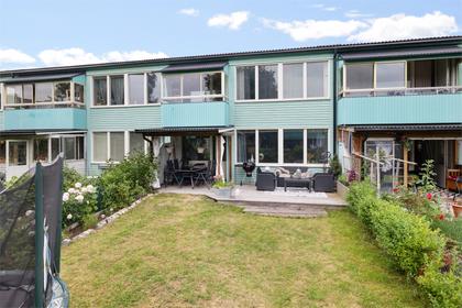 Kavallerigatan 50, Centrala Väsby