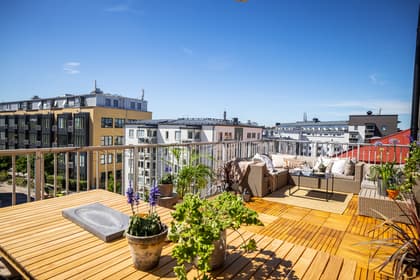 Radiusbacken 31, Midsommarkransen