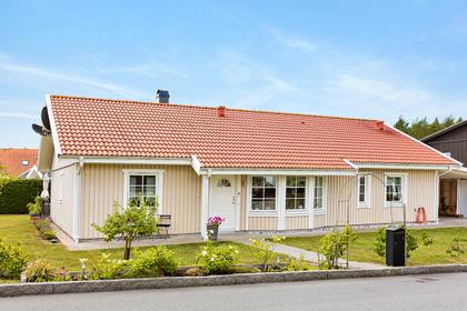 Gunilla Skyttlas gata 3, Ljusstaden