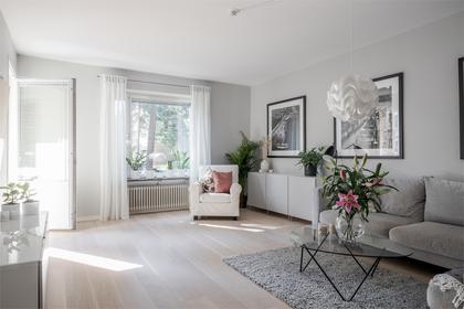 August Wahlströms väg 5, Mörbybacken