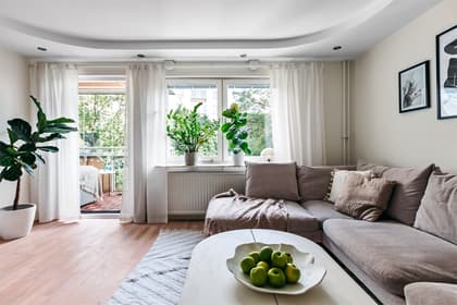 Farstavägen 177, Farsta