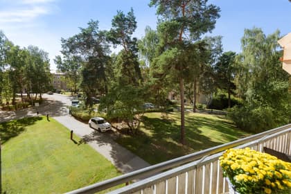 Axel Johnsons väg 2, Mörbybacken