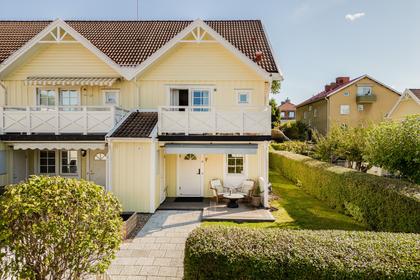 Drottninggatan 2F, Jakobsberg