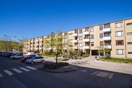 Månadsvägen 24, Jakobsberg