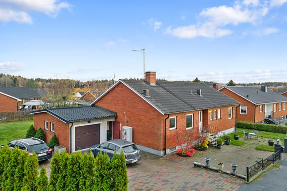 Curlingvägen 1, Södertälje