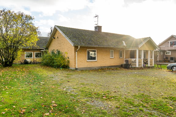 Skyrstavägen 1, Askersund