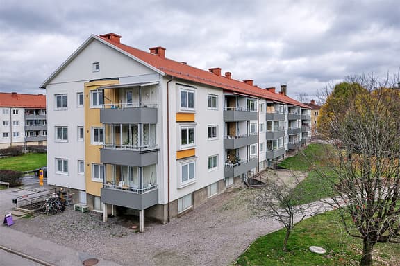 Nävertorps Torg 10, Katrineholm