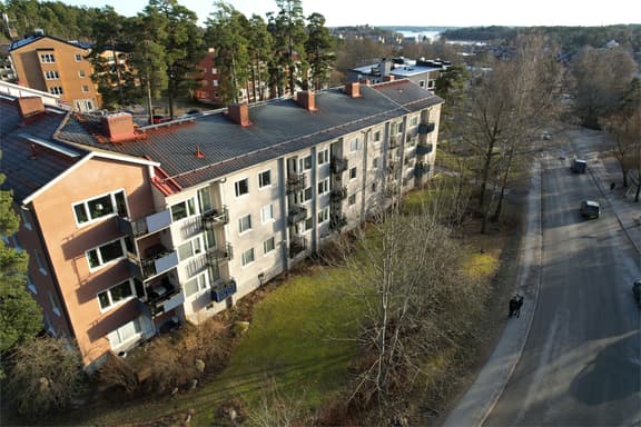 Örnstigen 9, Täby