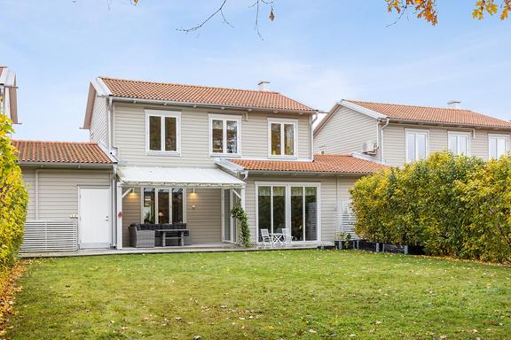 Vårbrisvägen 25, Linköping