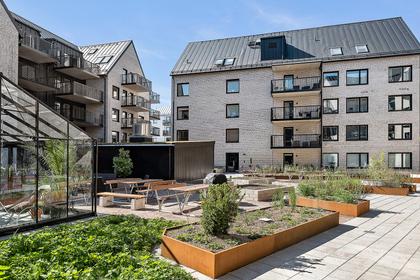 Skånegatan 57B, Centrum