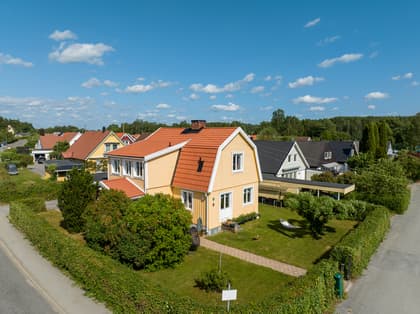 Abborrgränd 1, Bollstanäs