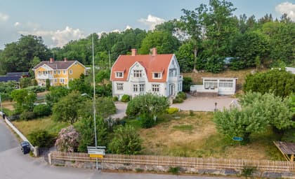 Stationsvägen 16, Hallabro