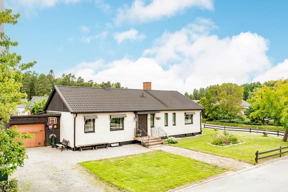 Lövbergsvägen 27, Norrköping