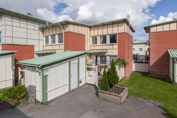 Heimdalsvägen 23, Upplands Väsby