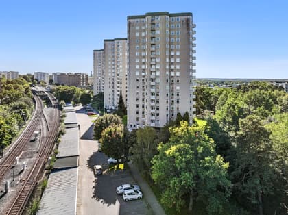 Farstavägen 87, Farsta