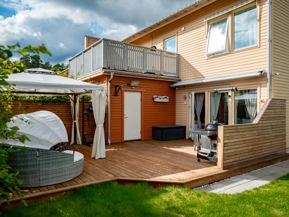 Frisells gata 4H, Upplands Väsby