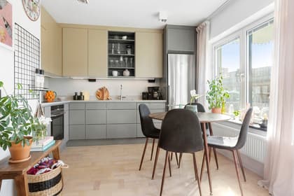 Sagagatan 11, Centrala Solna