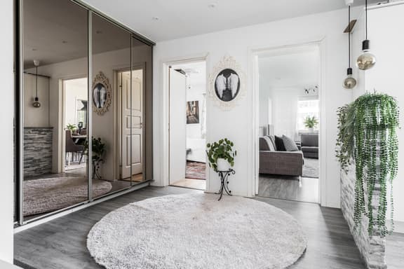 Holmvägen 1, Upplands Väsby