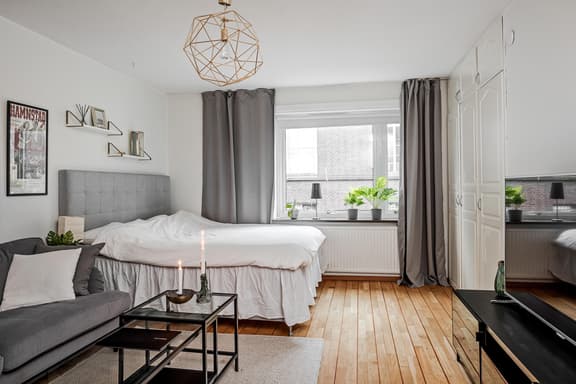 Olof Palmes gata 16, Trollhättan