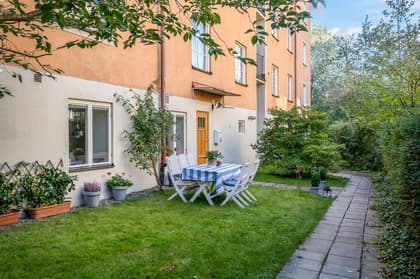 Bild av trädgården