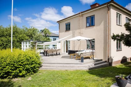 Bild av trädgården