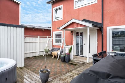 Torsten Fogelqvists gata 111, Klockaretorpet