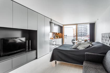 Klyvargatan 13, Centrum