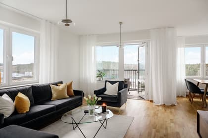 Tollareslingan 18, Tollare