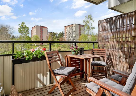 Flintlåsvägen 8, Sollentuna