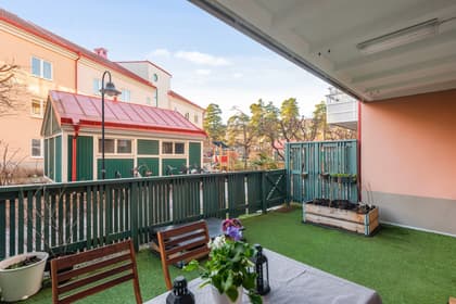 Kuskgränd 8, Hässelby