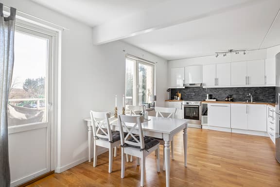 Celsings väg 17, Sollentuna