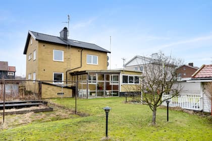 Bild av trädgården