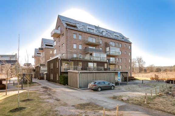 Lillbackavägen 9, Örebro