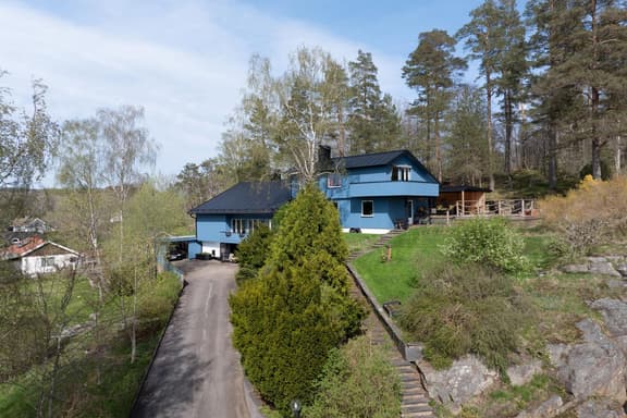 Tingsvägen 10, Mark