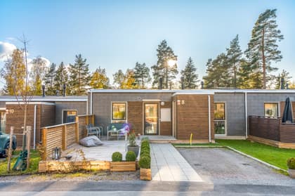 Kolgärdesvägen 8, Tråsättra