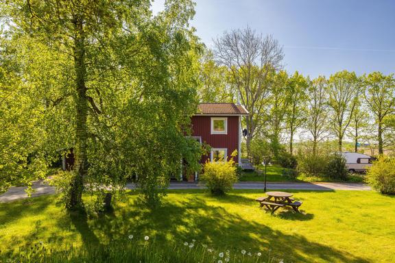 Lovene Tolsgården 2, Lidköping