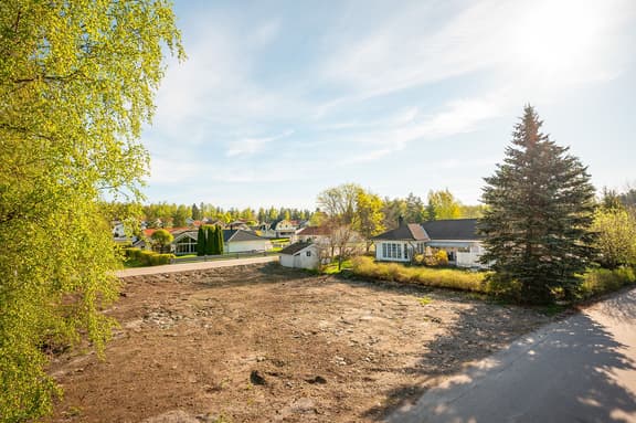 Smältostvägen 44, Sandviken