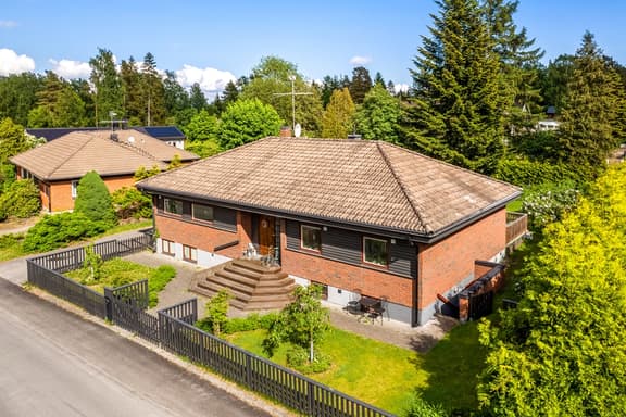 Eldarevägen 32, Nykvarn