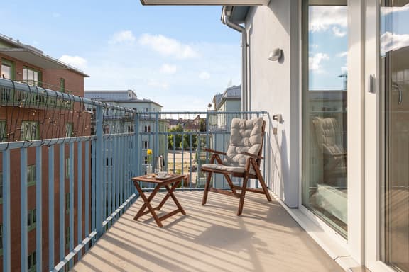 Garvis Carlssons gata 8, Solna