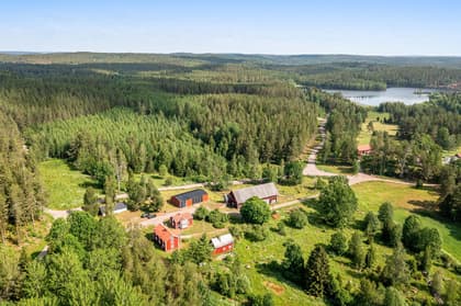 Vårdslunda Bygget 1, Kinda