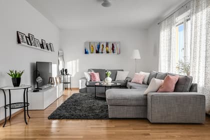 Solfagravägen 13, Kvarnbergsplan