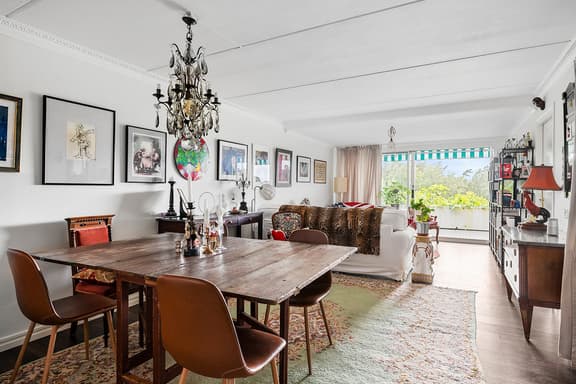 Neptunusbacken 1, Sigtuna