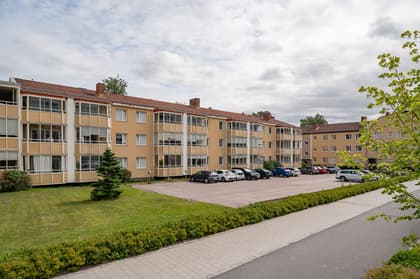 Röda vägen 36, Hagalund