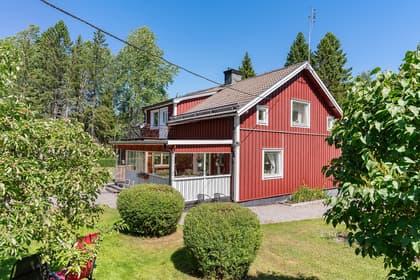 Lingnåre 101, Hållnäs