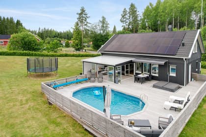 Stora Benhamra 31B, Karby