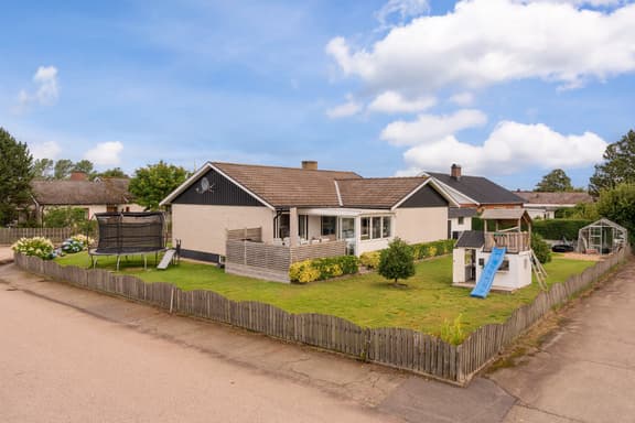 Olavsgatan 6, Båstad