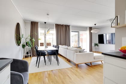 Vällstavägen 5, Eds Allé